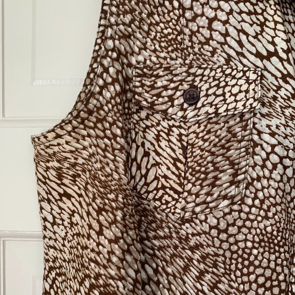 2/$20 Liz Claiborne Brown/Ivory Animal print Linen Sleeveless Top - Size Small - Picture 2 of 7